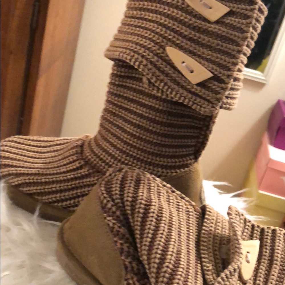Bearpaw knit, suede and sheepskin winter boot